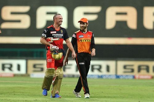 RCB's AB de Villiers and SRH's Kane Williamson share a laugh on Wednesday. (PC: IPLT20.com)