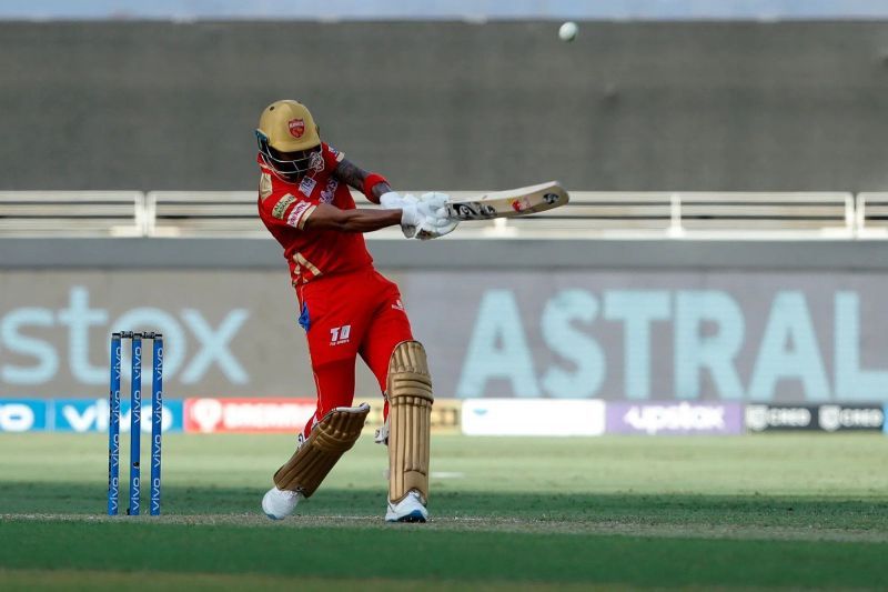 KL Rahul plays a pull shot off Josh Hazlewood (Credit: IPL/BCCI)