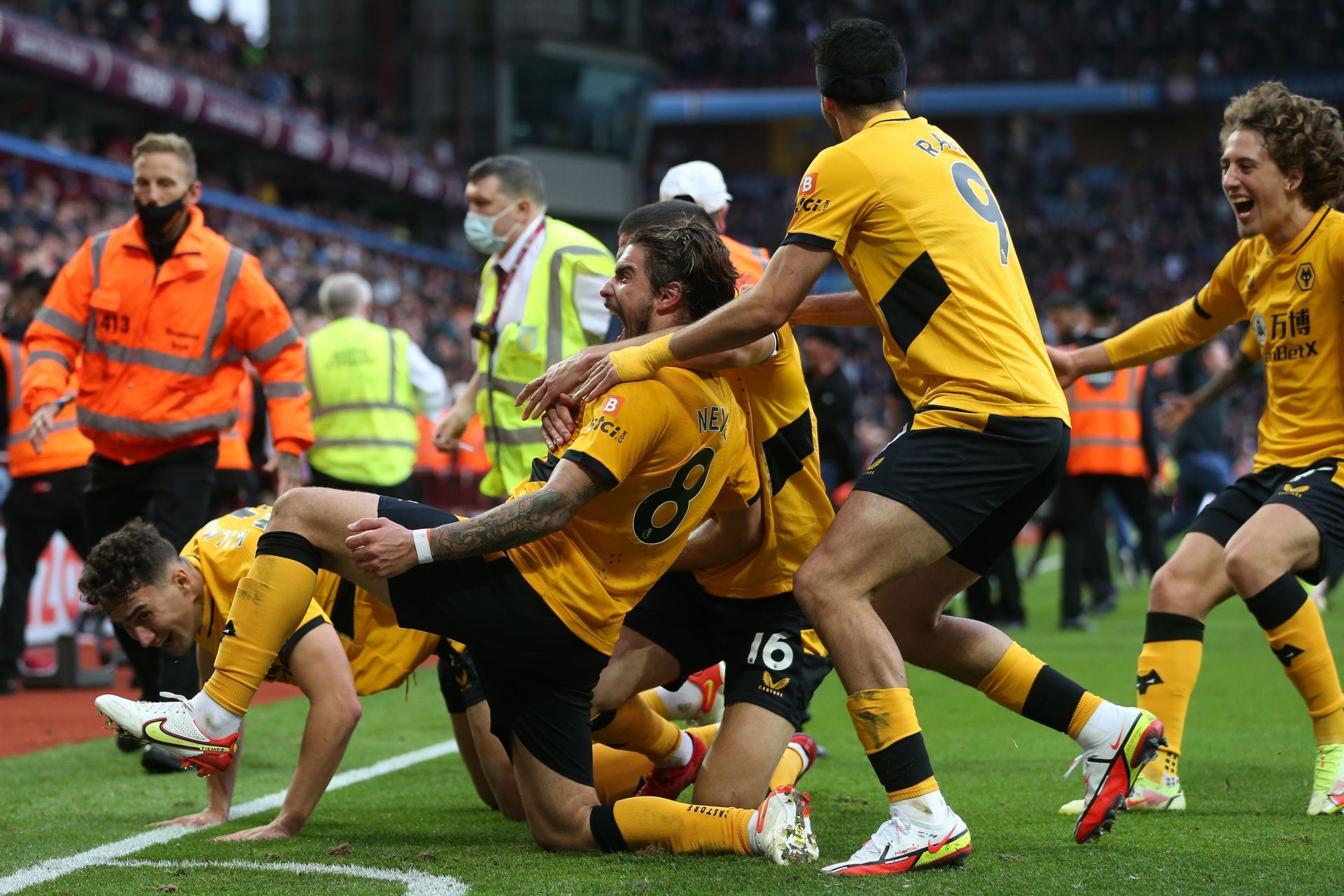 Aston Villa v Wolverhampton Wanderers - Premier League