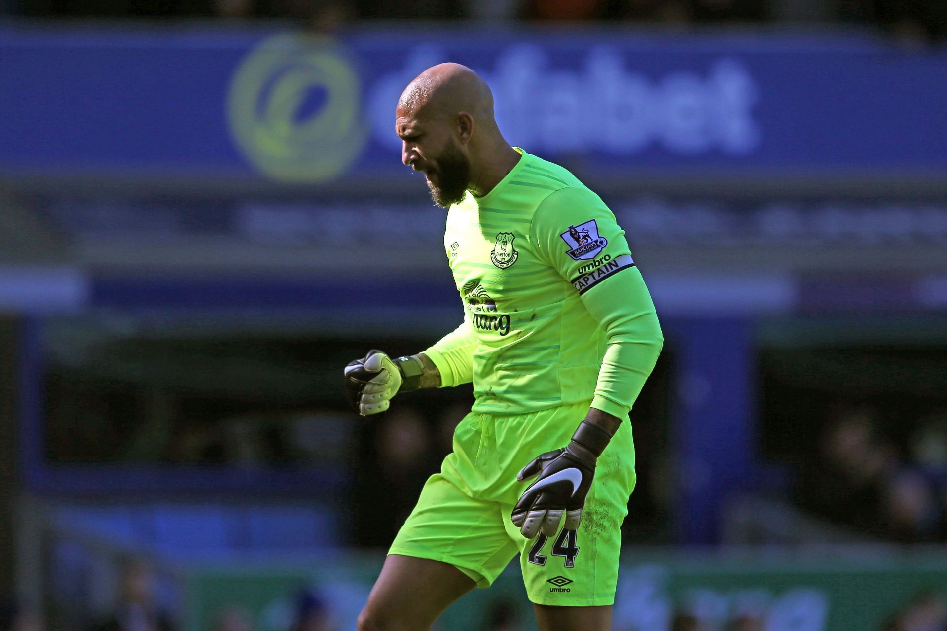 Tim Howard scored one of the longest goals in football