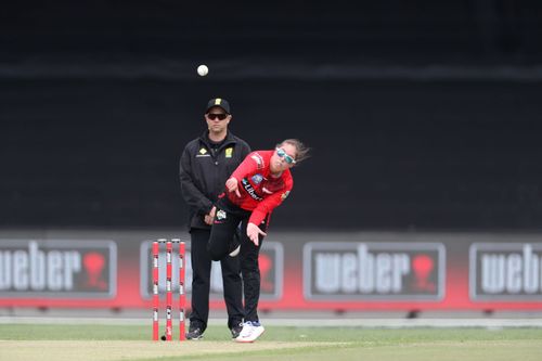 WBBL - Sydney Sixers v Melbourne Renegades