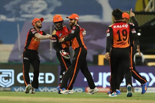 Sunrisers Hyderabad celebrate a wicket. Pic: IPLT20.COM