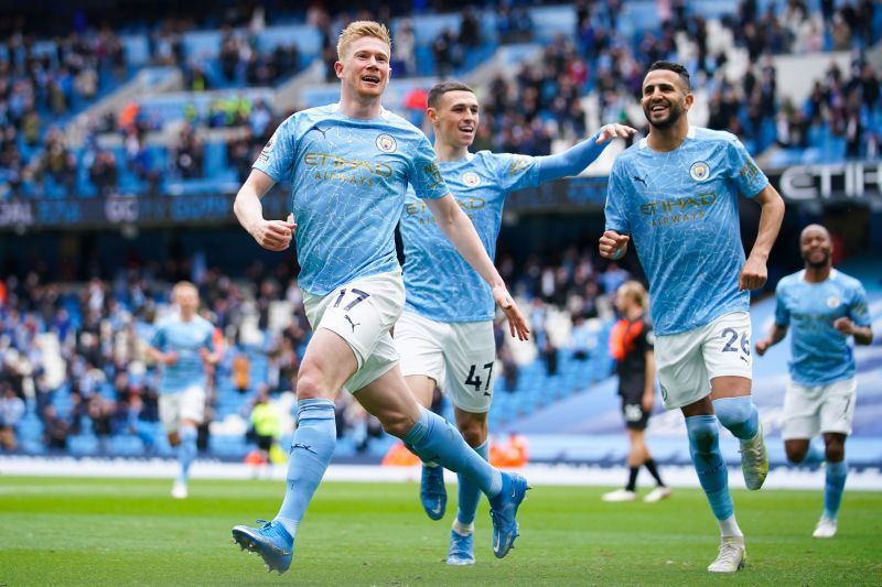 Kevin De Bruyne and Phil Foden both scored for Manchester City against Liverpool.