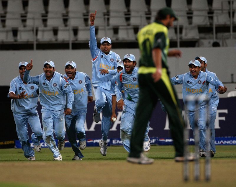 India celebrate as Shahid Afridi of Pakistan misses the stumps in the bowl-out following a tie. Pic: Getty Images