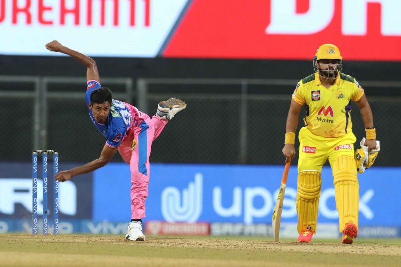 Mustafizur Rahman and Suresh Raina will be the players to look out for when CSK battle RR at the Sheikh Zayed Stadium in IPL 2021 (Image Courtesy: IPLT20.com)