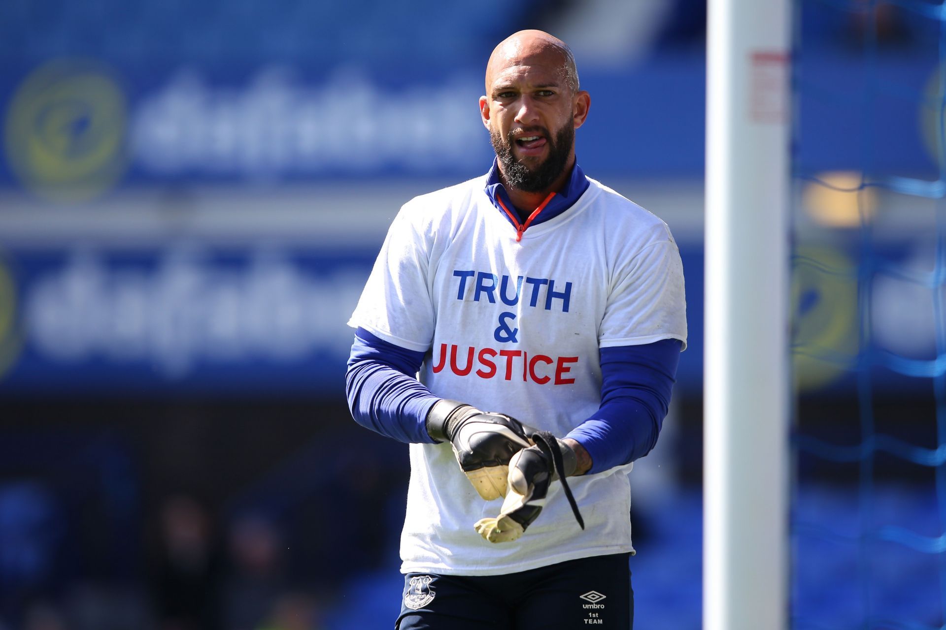 Tim Howard kept plenty of clean sheets in the Premier League.