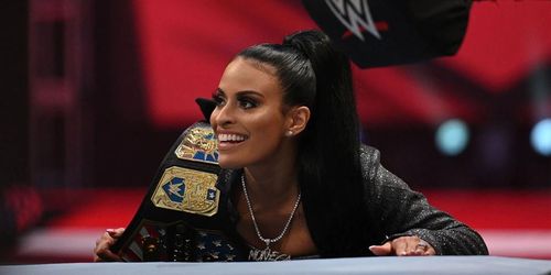 The Queen, Zelina Vega has finally been crowned