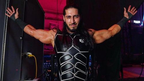 Mustafa Ali will face Mansoor at Crown Jewel