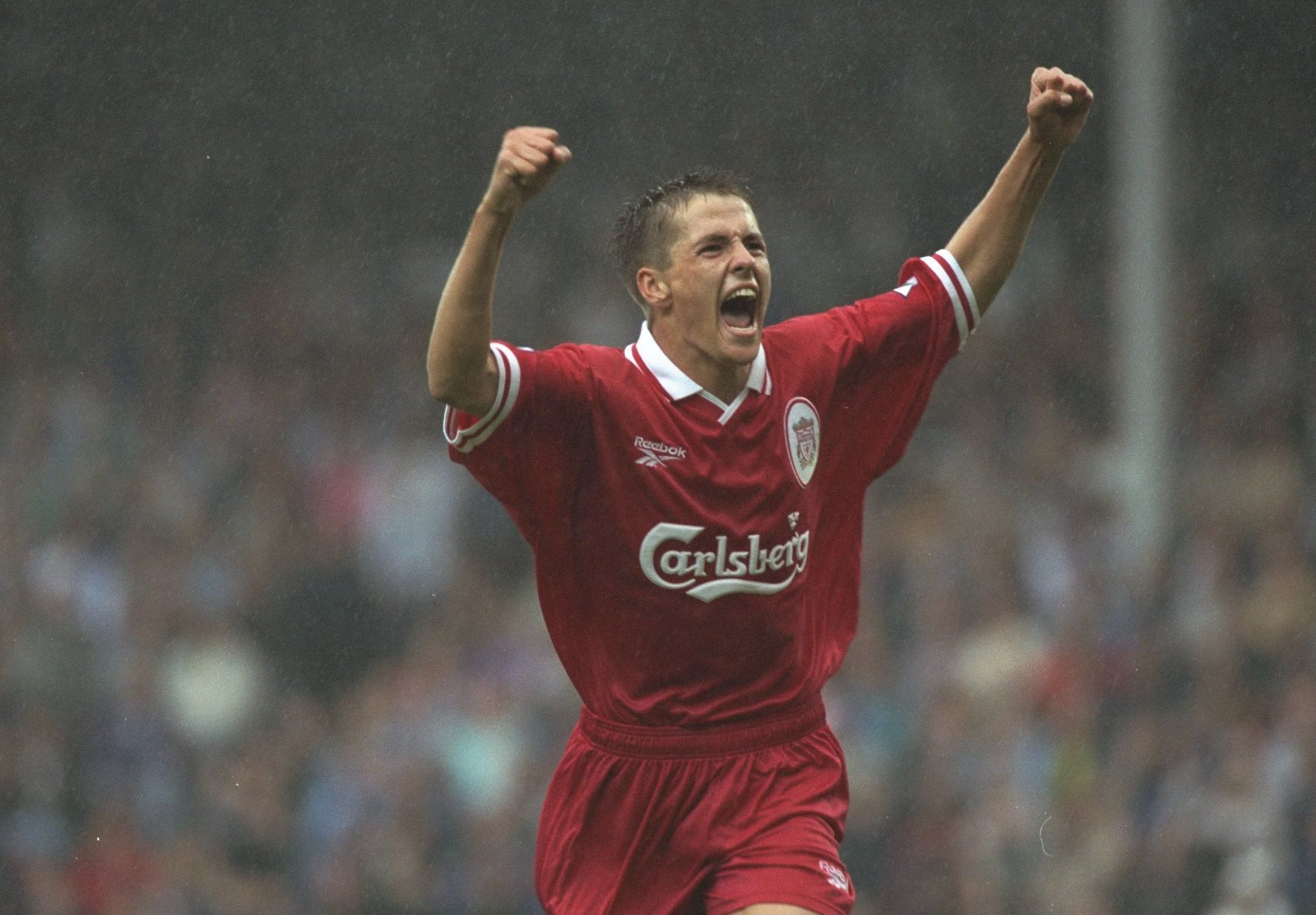 Michael Owen is one of the youngest scorers in Premier League history.