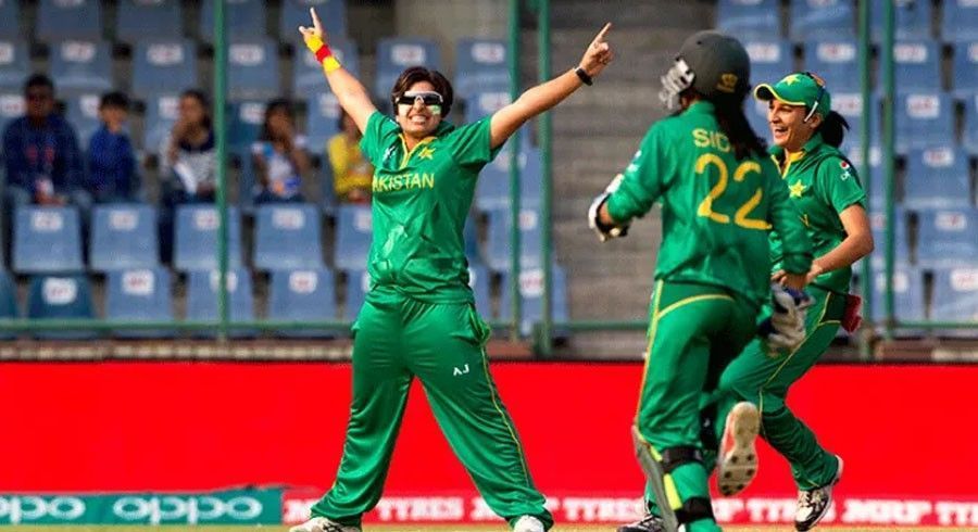 Nida Dar celebrating a wicket like her idol Shahid Afridi