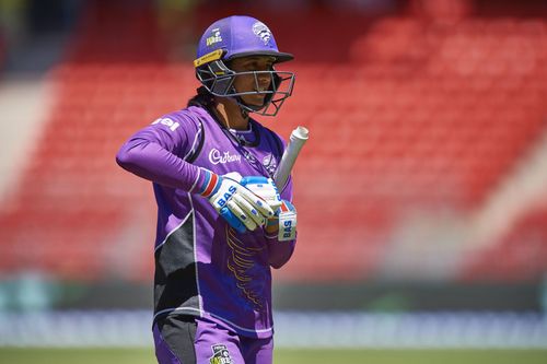 Smriti Mandhana used to represent Hobart Hurricanes in the WBBL