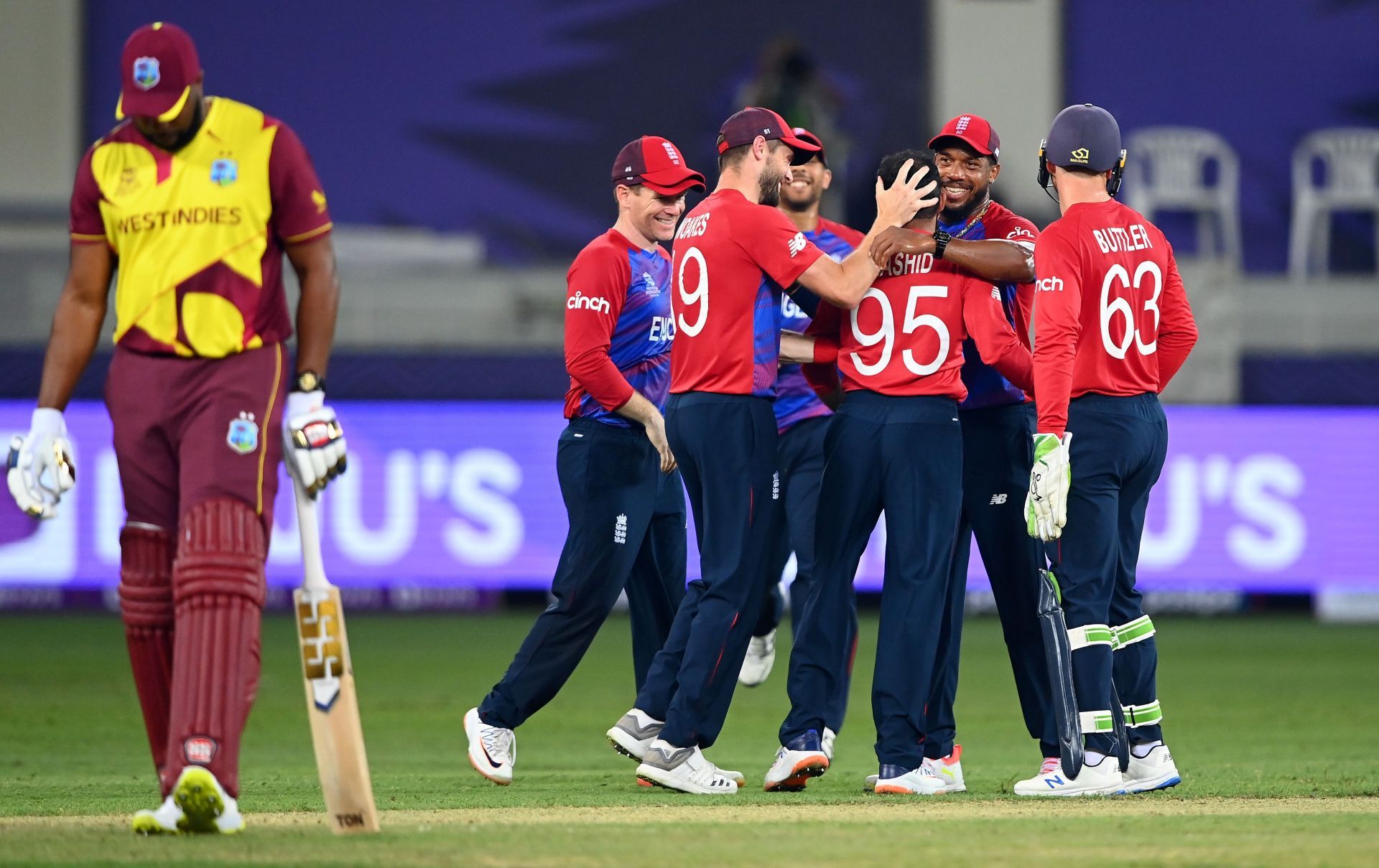 England got off to a flier in the T20 World Cup 2021, while the defending champions look for solutions.