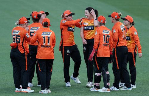 WBBL - Perth Scorchers vs Sydney Thunder