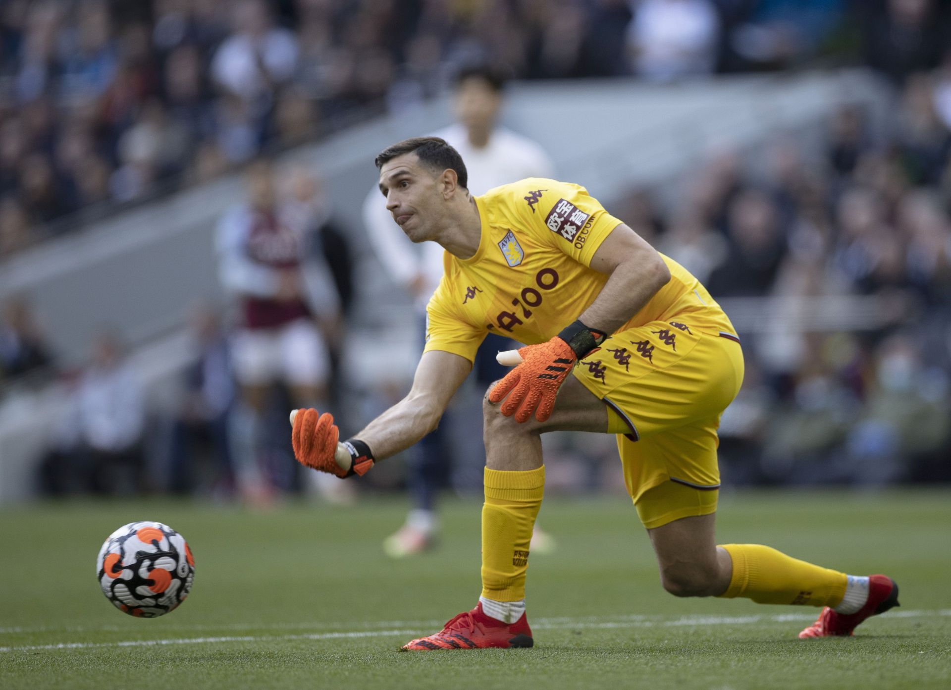 Emiliano Martinez in action for Aston Villa