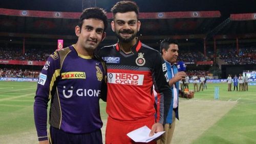 Former KKR skipper Gautam Gambhir (L) with RCB captain Virat Kohli.