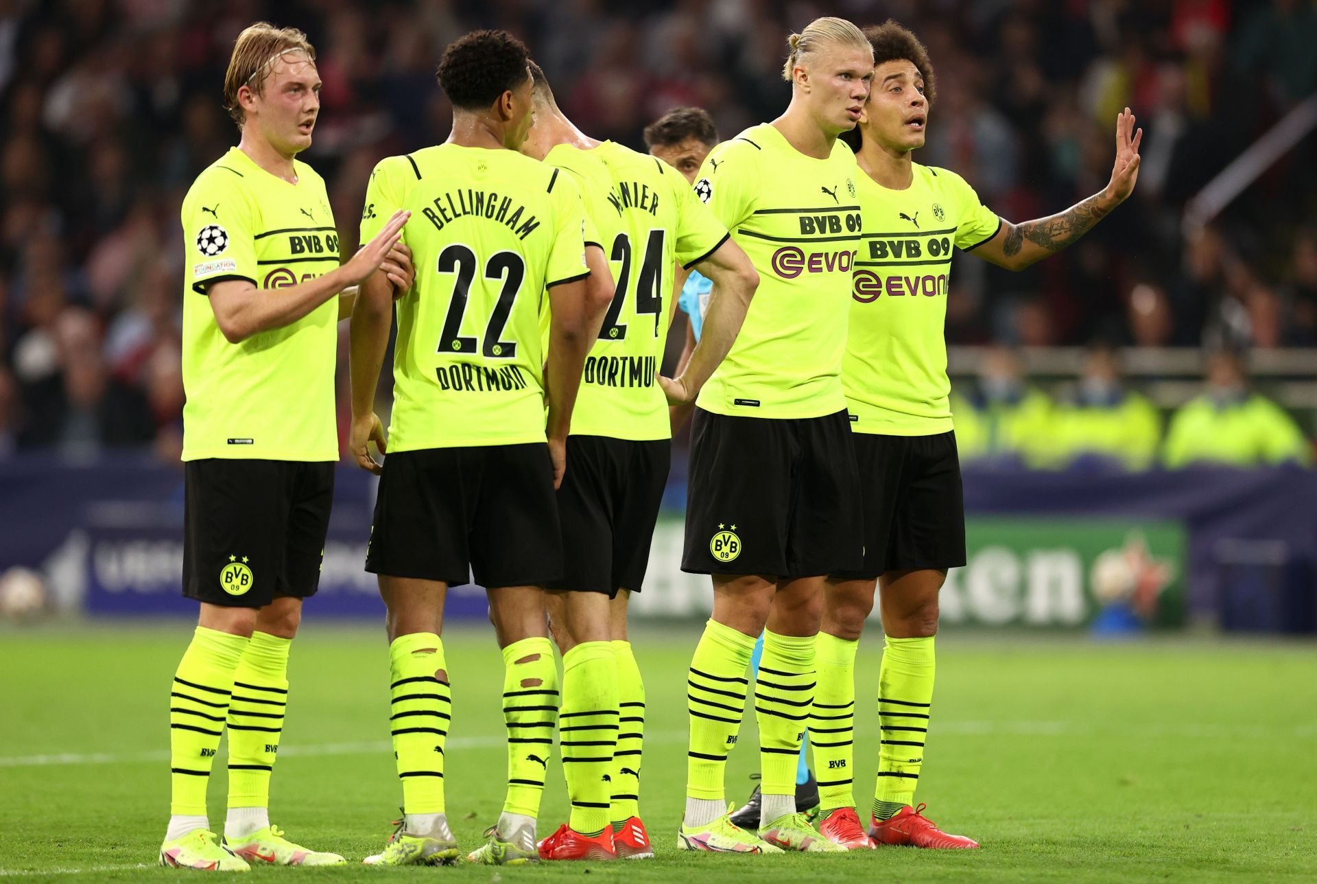 AFC Ajax v Borussia Dortmund: Group C - UEFA Champions League