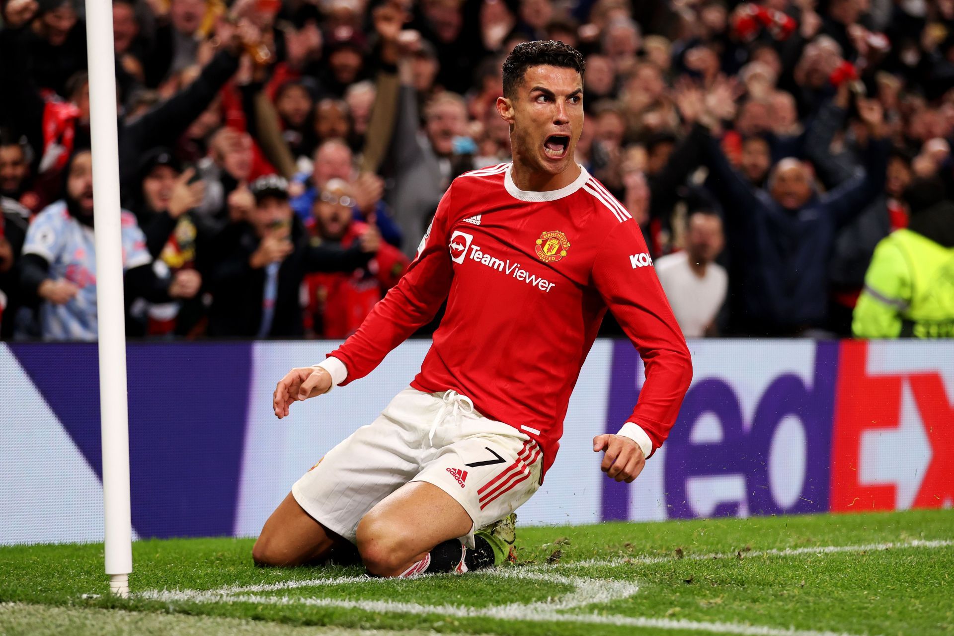 Manchester United&#039;s Cristiano Ronaldo celebrates his goal against Atalanta.