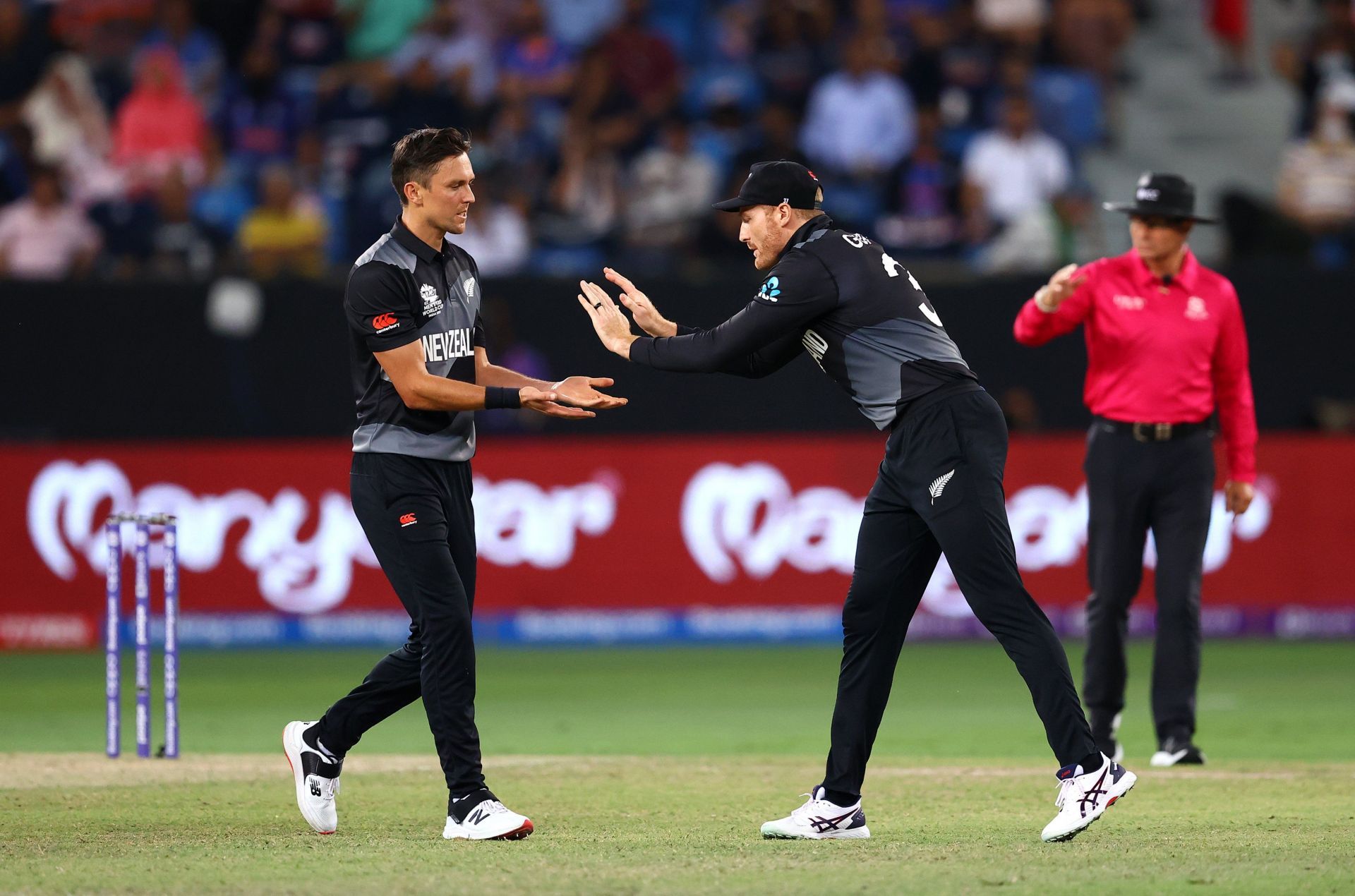 Trent Boult and Martin Guptill (Credits: Twitter)