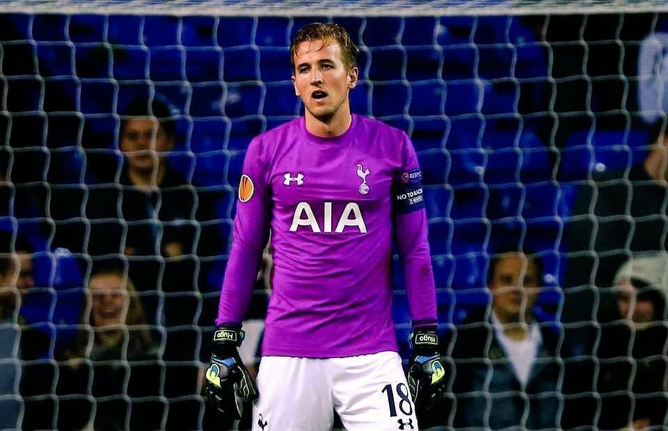 Harry Kane standing between the posts for Tottenham Hotspur in 2014