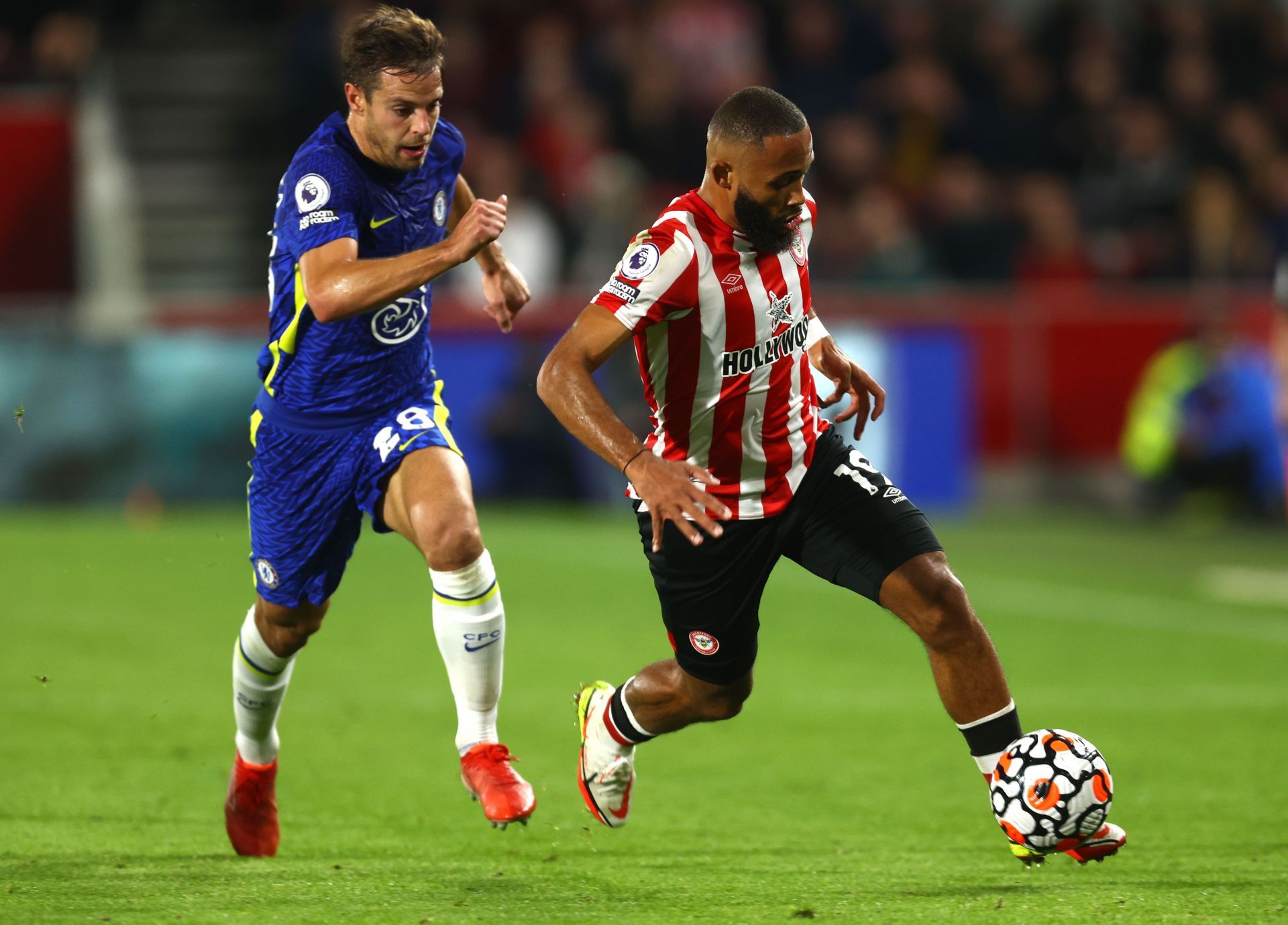 Cesar Azpilicueta in action for Chelsea