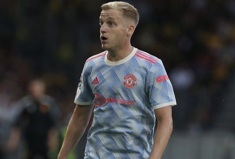 Van de Beek scored just five minutes after coming on!