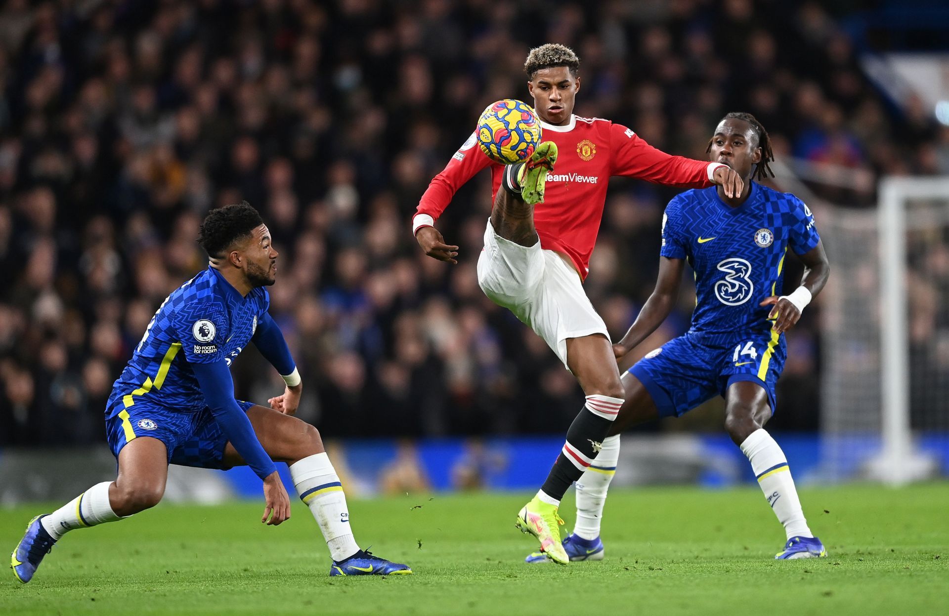 Chelsea v Manchester United - Premier League