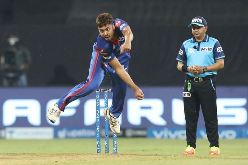 Avesh Khan bowling for Delhi Capitals. Pic: IPLT20.COM