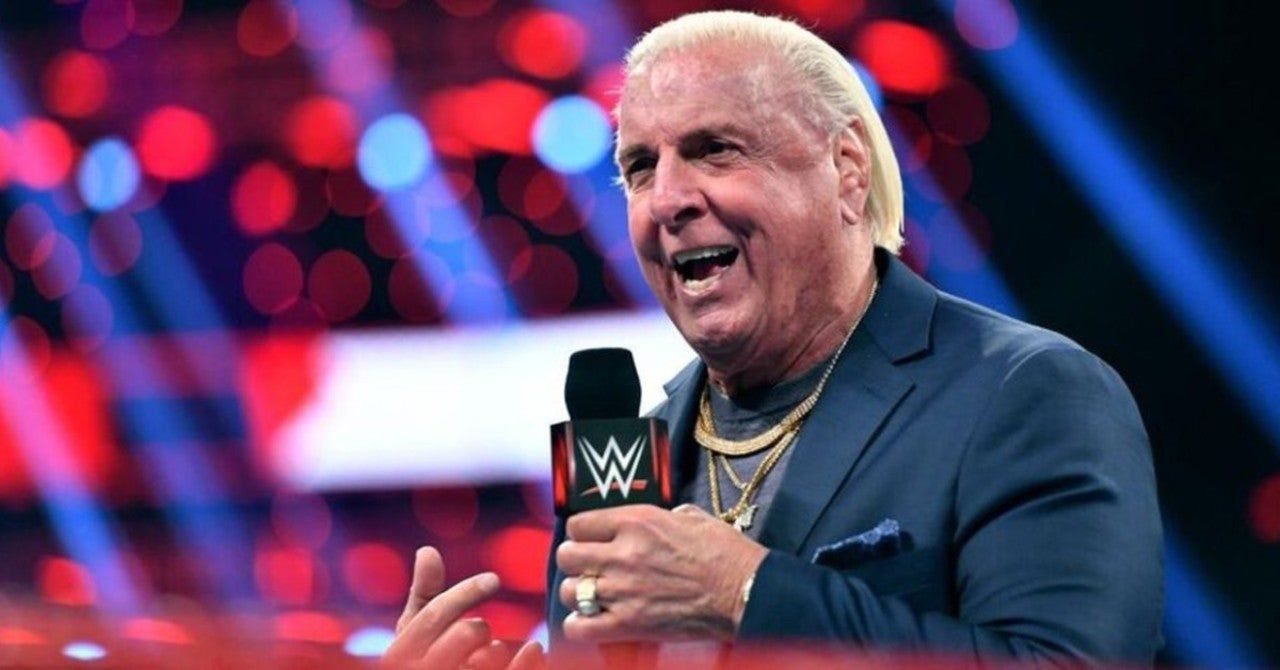 The Nature Boy loved Sasha Banks and Charlotte Flair&#039;s performance on SmackDown