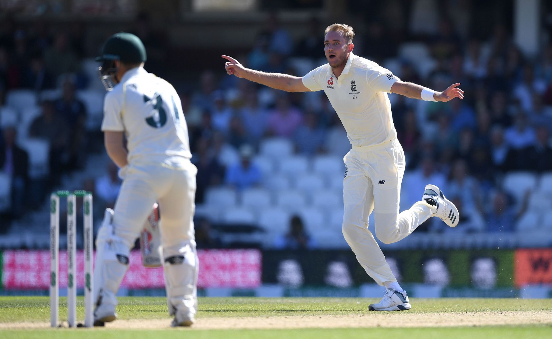 Stuart Broad celebrating David Warner&#039;s wicket. (Credits: Getty)