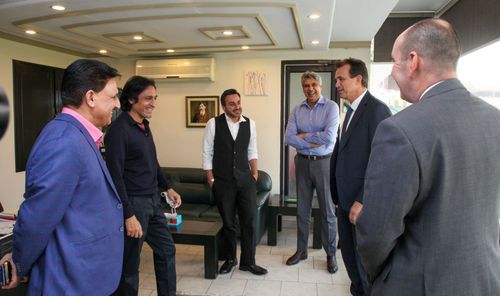 Ramiz Raja with the ECB officials. (Credits: Twitter)