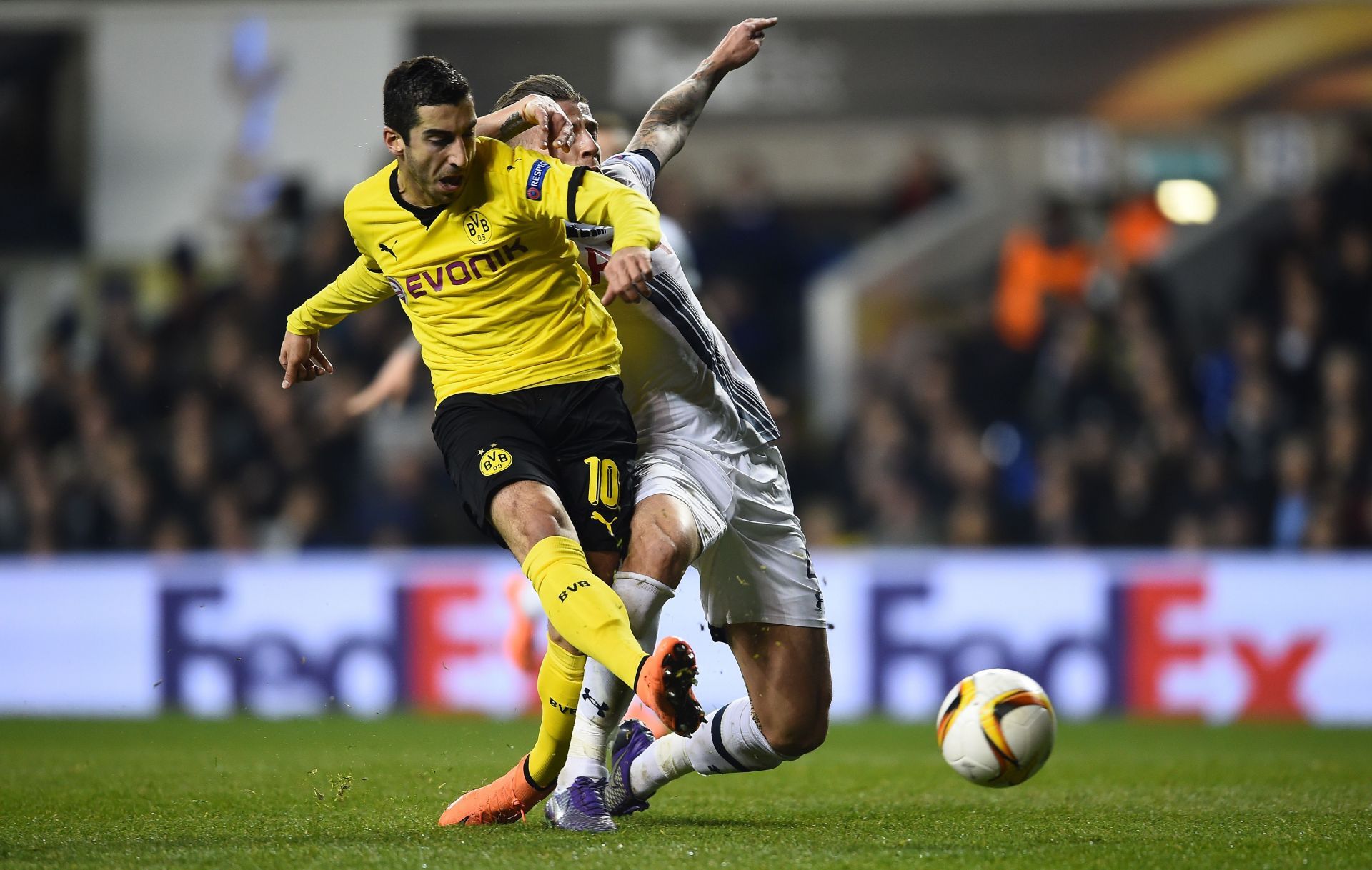 Tottenham Hotspur v Borussia Dortmund - UEFA Europa League Round of 16: Second Leg