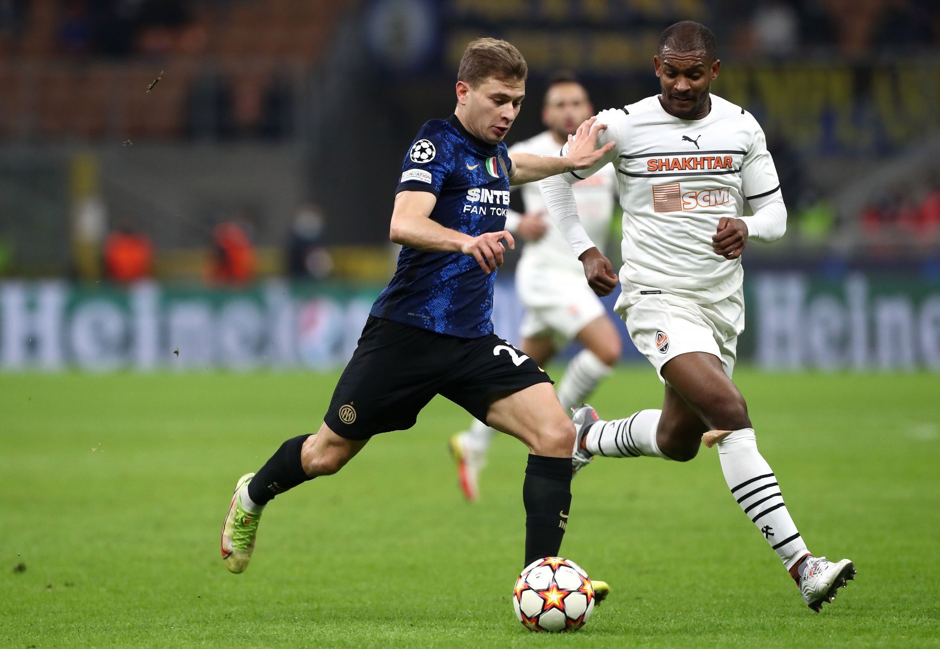 FC Internazionale v Shakhtar Donetsk: Group D - UEFA Champions League