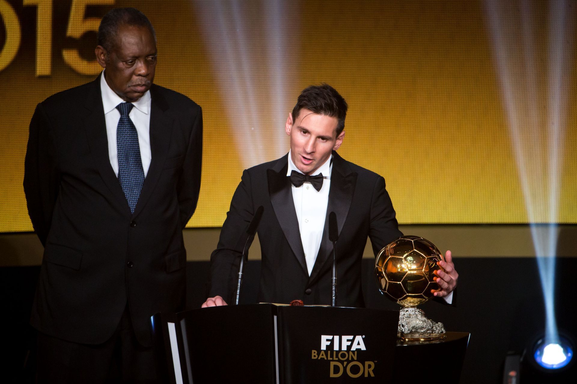 Lionel Messi delivers his acceptance speech during the FIFA Ballon d&#039;Or Gala 2015.