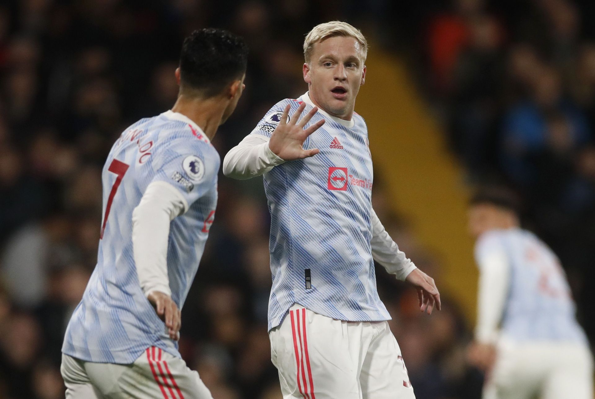 Donny van de Beek celebrates his goal.