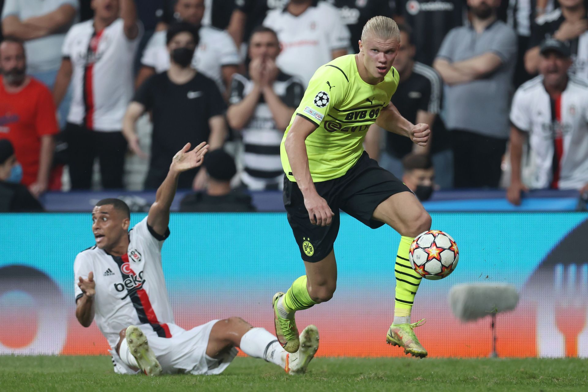 Erling Haaland in action for Borussia Dortmund