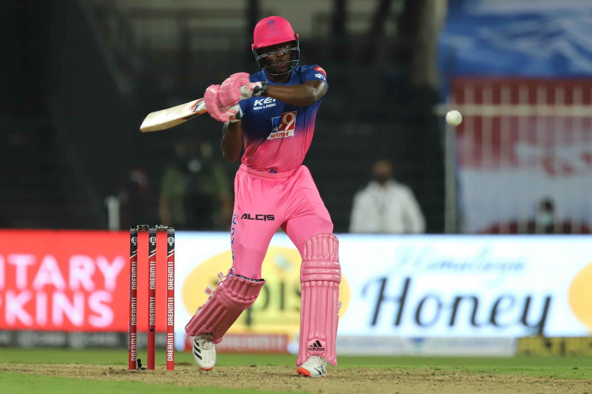 Jofra Archer showcased his big-hitting skills in IPL 2020 (Image Courtesy: IPLT20.com)