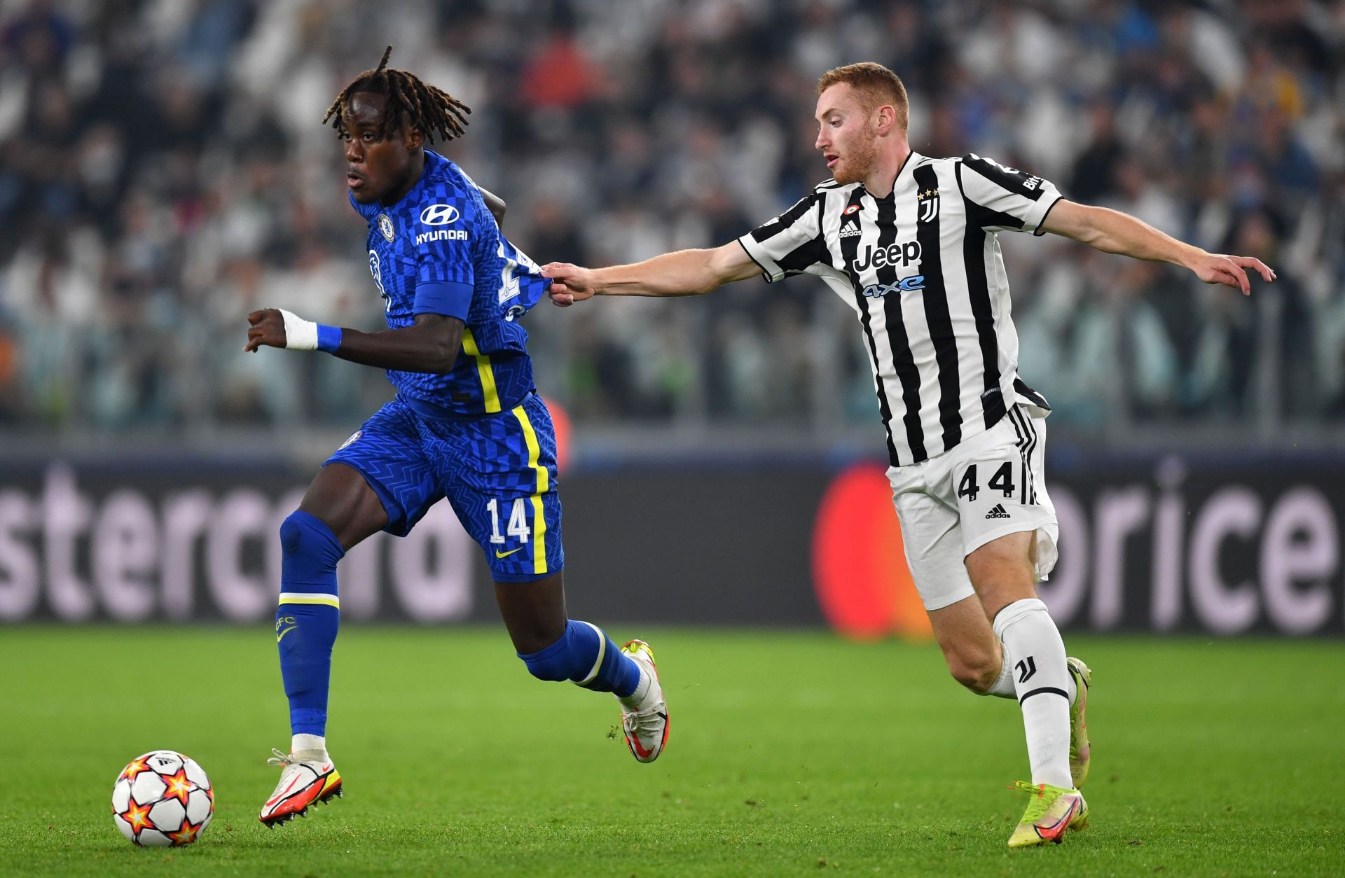 Juventus v Chelsea FC: Group H - UEFA Champions League