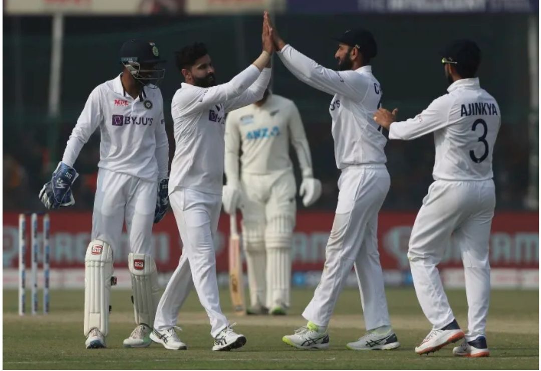 Ravindra Jadeja celebrating Rachin Ravindra's dismissal on Day 3 [P.C: ESPNCRICINFO]