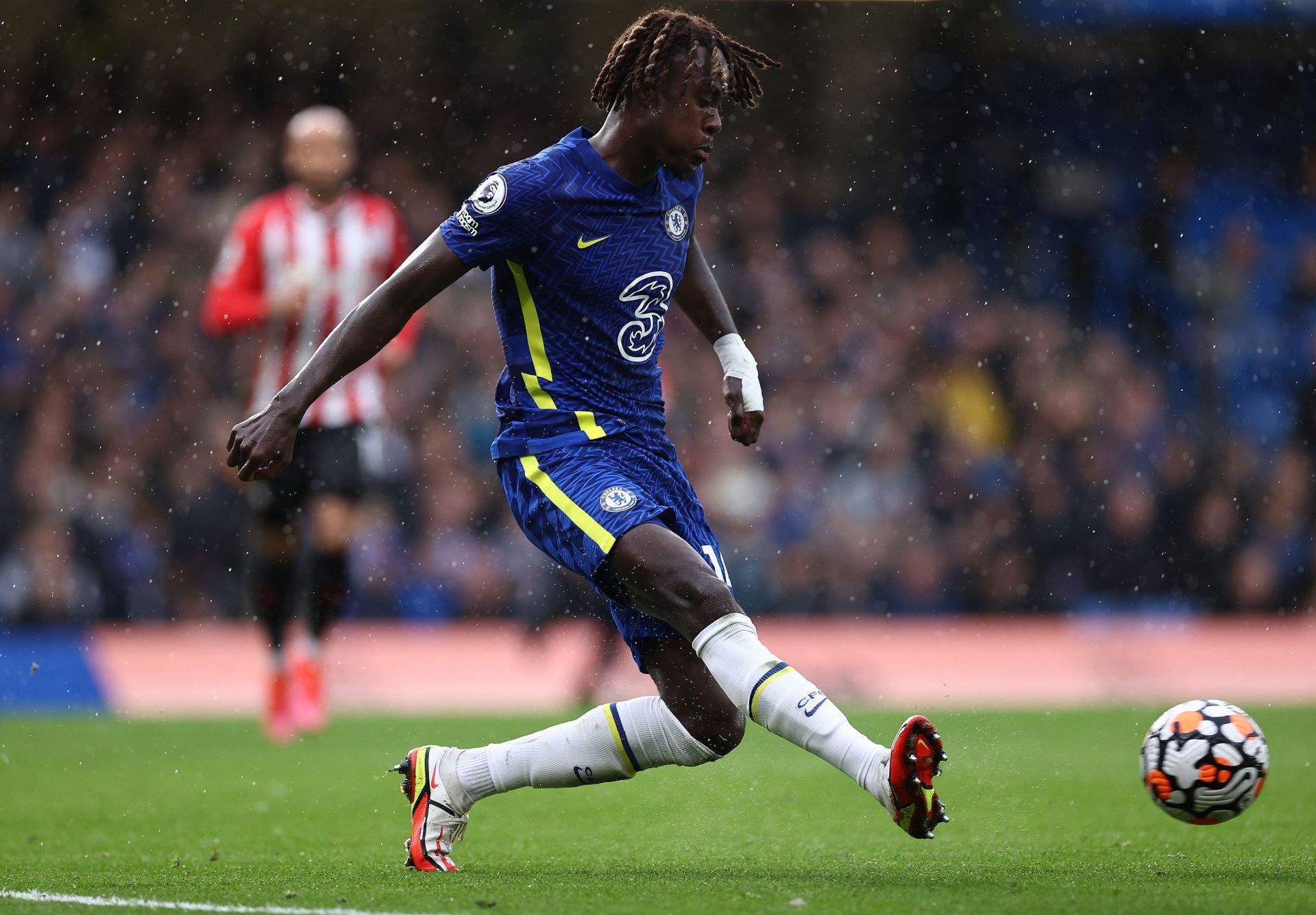 Trevoh Chalobah has put pen to paper on a new four-and-a-half year contract with Chelsea.