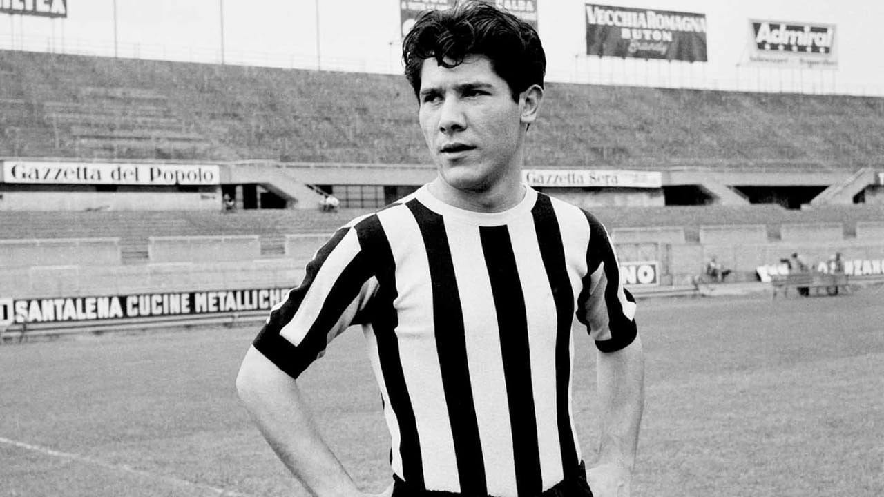 Omar Sivori posing for Juventus