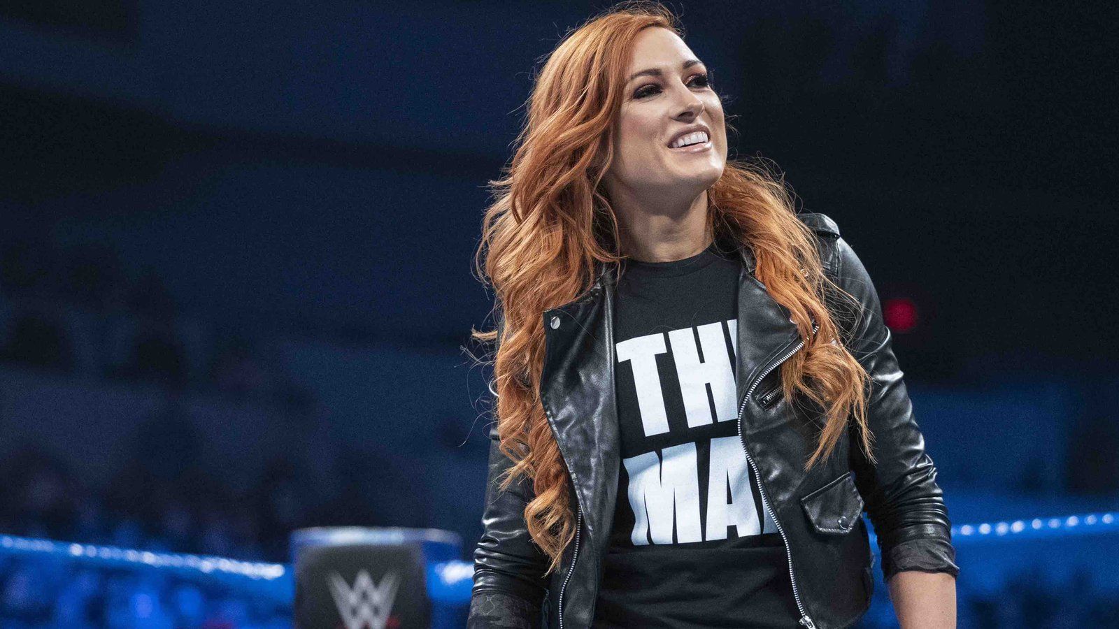 Becky Lynch sends a message to WWE Universe