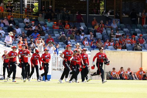 WBBL - Melbourne Renegades v Perth Scorchers