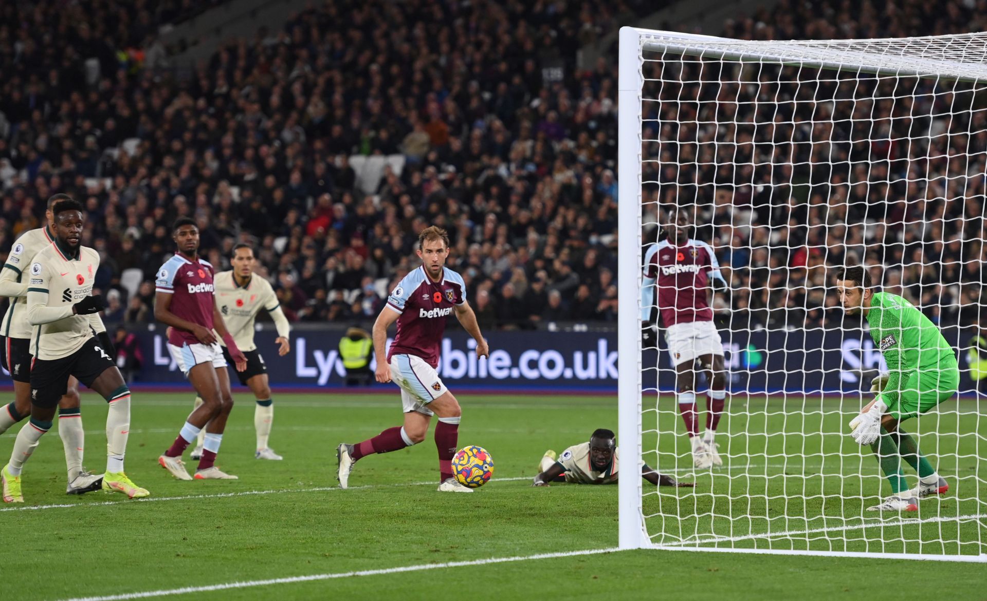 West Ham United v Liverpool - Premier League