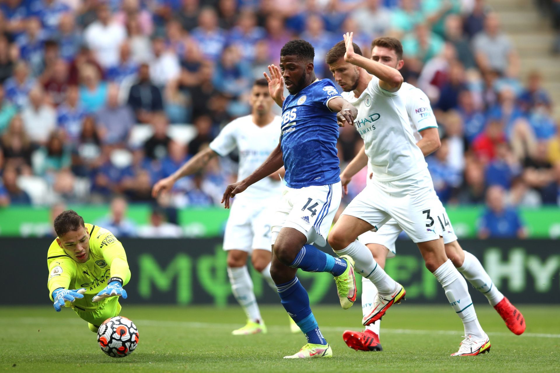 Leicester City v Manchester City - Premier League