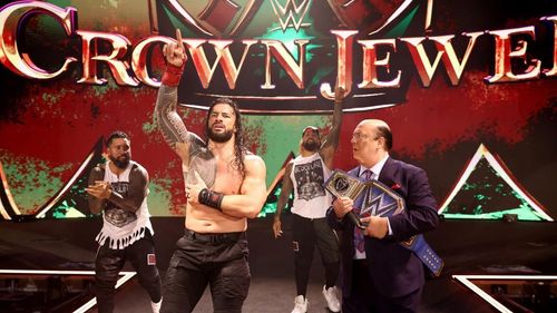 Roman Reigns with his cousins The Uso's at WWE Crown Jewel in 2021