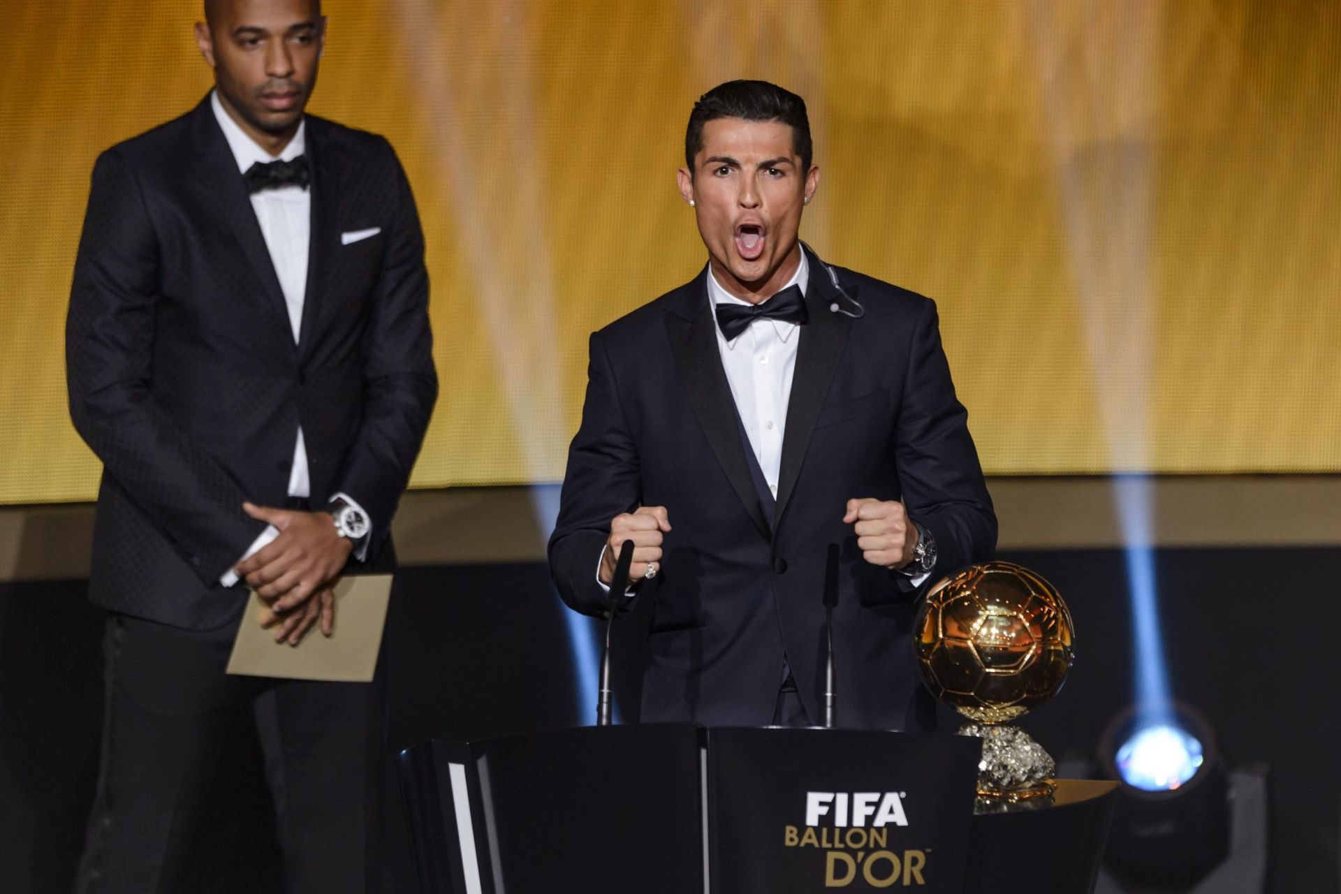 Ronaldo belts out his iconic &quot;Siiiiuuuuuuuu&quot; celebration after winning his second Ballon d&#039;Or award.