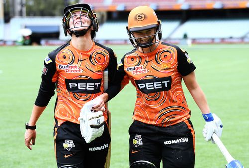 WBBL - Perth Scorchers v Melbourne Stars