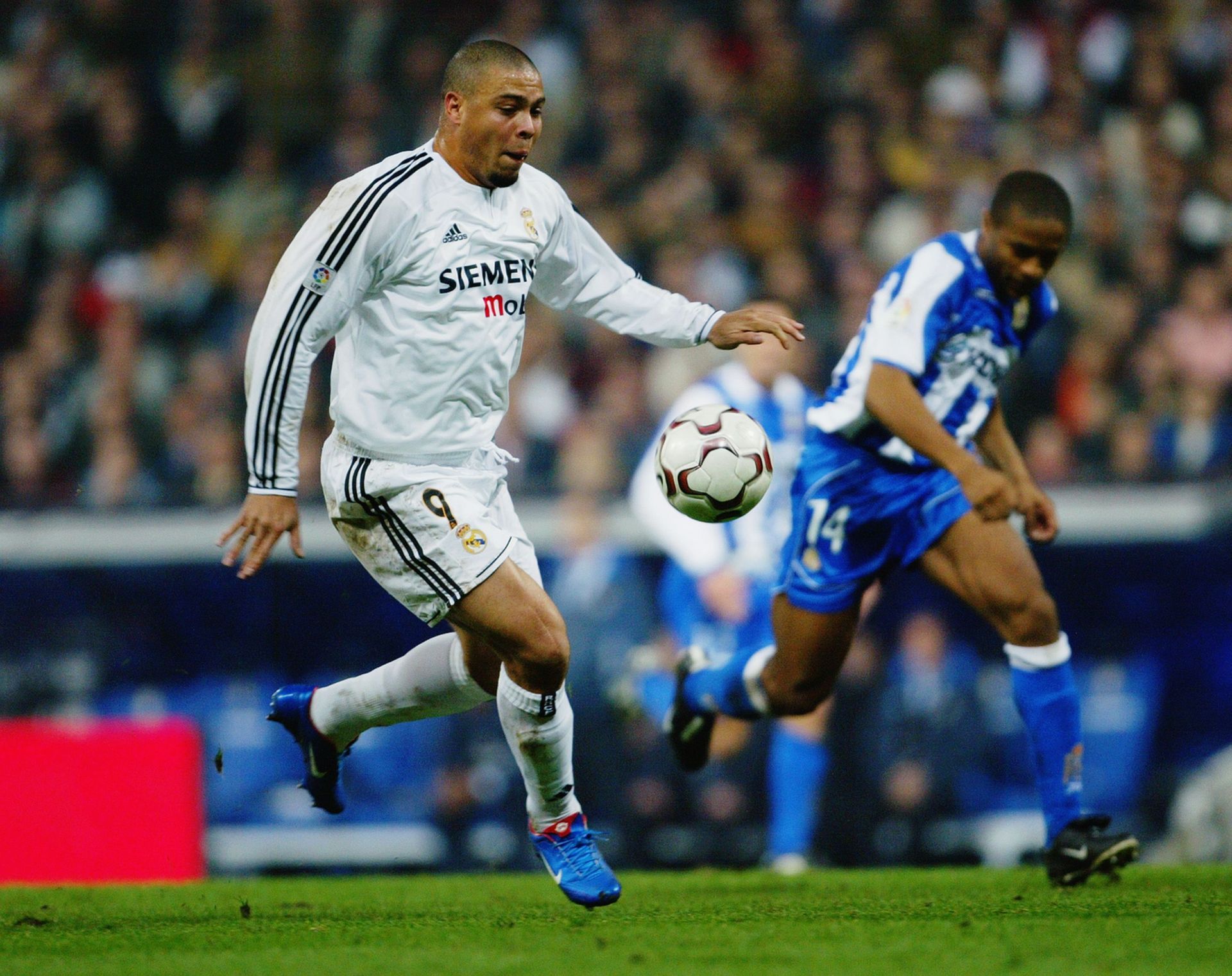 Ronaldo of Real Madrid running with the ball