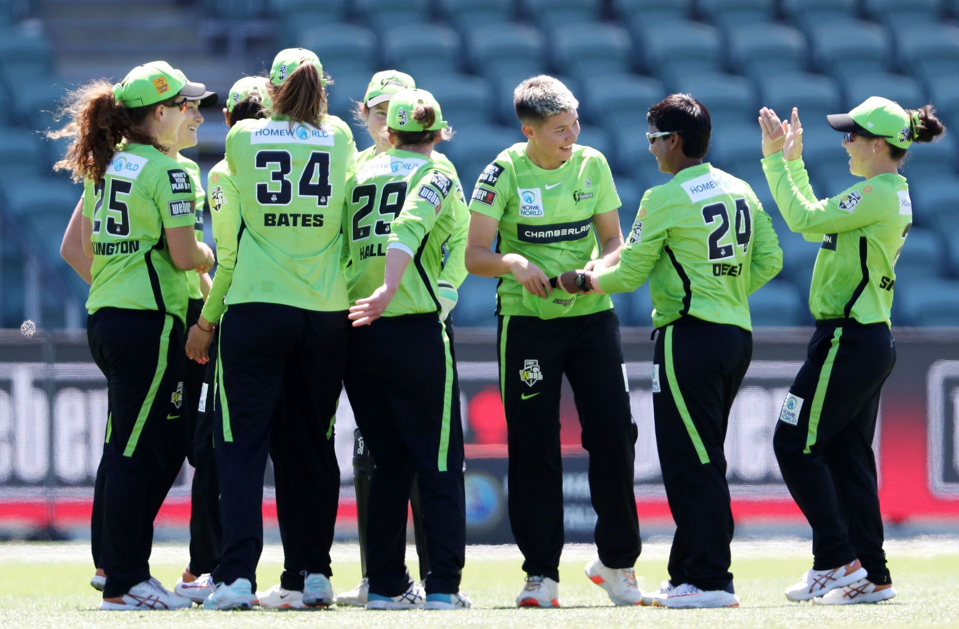 Image of a game of WBBL - Stars v Thunder