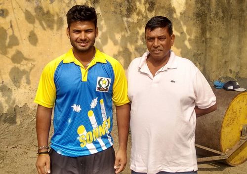 Rishabh Pant with veteran coach Tarak Sinha [Image- Google]